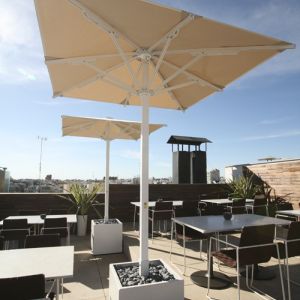 Full view of the parasol with planter